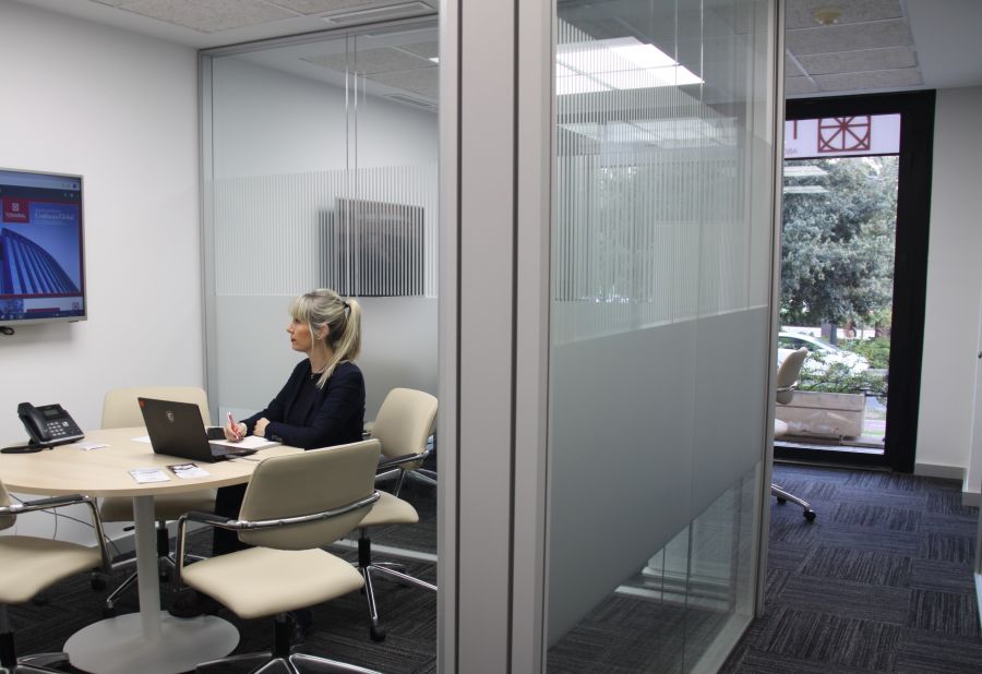 Ampliamos nuestras oficinas con nuevas salas y una zona de atención al cliente