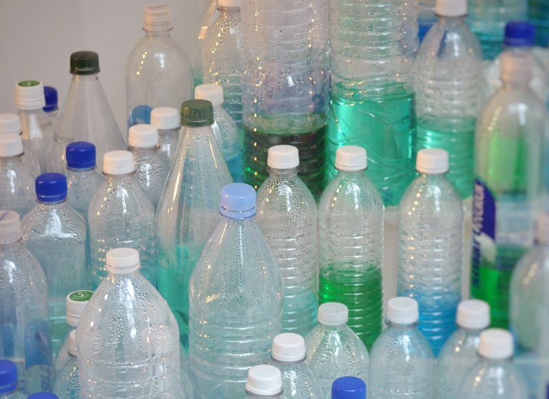Así es el nuevo impuesto a los envases de plástico no reutilizables